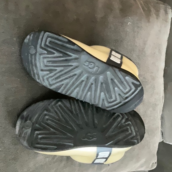 UGG kids classic clear mini ll - Picture 4 of 4